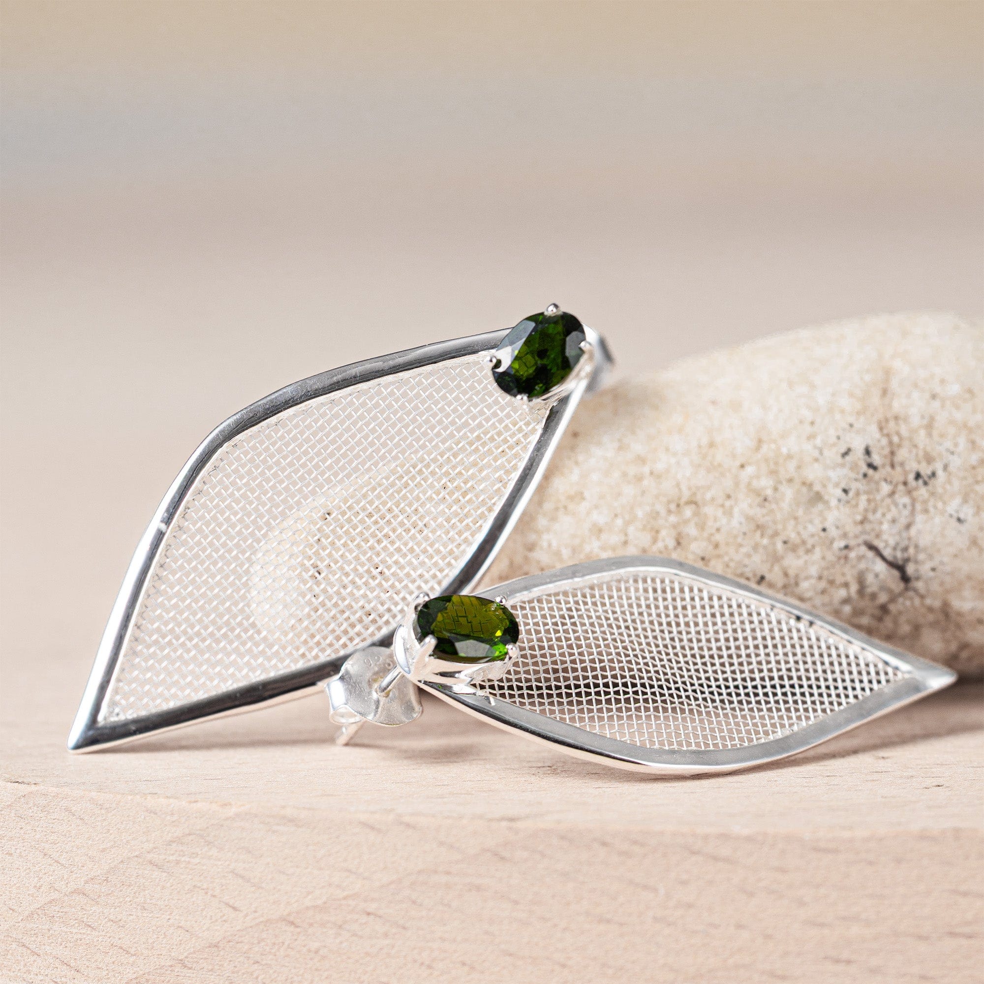 Liora Asymmetric 925 Silver and Titanium Mesh Earrings with Oval Cut Chrome Diopside