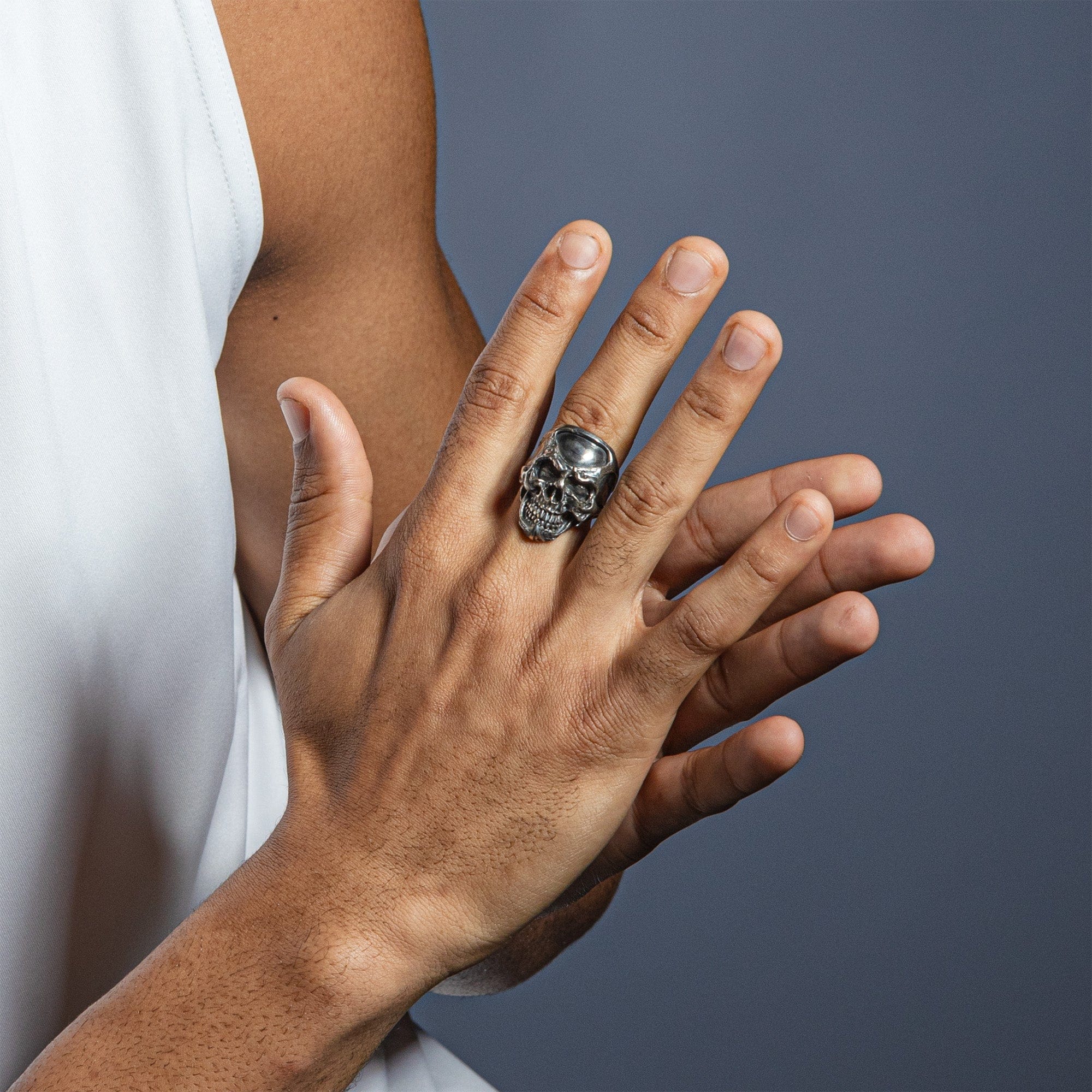 Femur Bold Gothic Skull Ring in Oxidized Silver
