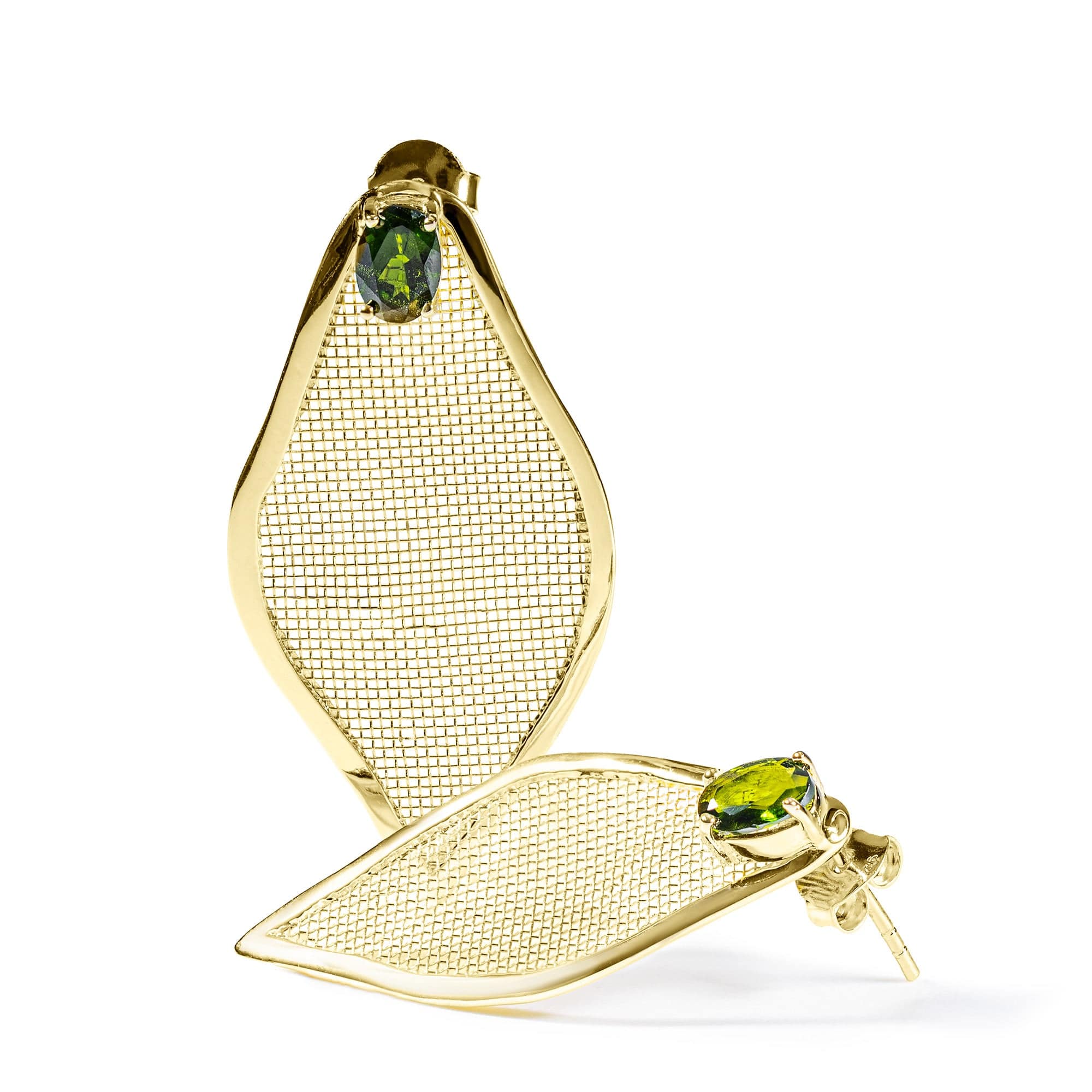 Liora 925 Silver and Titanium Mesh Earrings in 18K Gold with Chrome Diopside