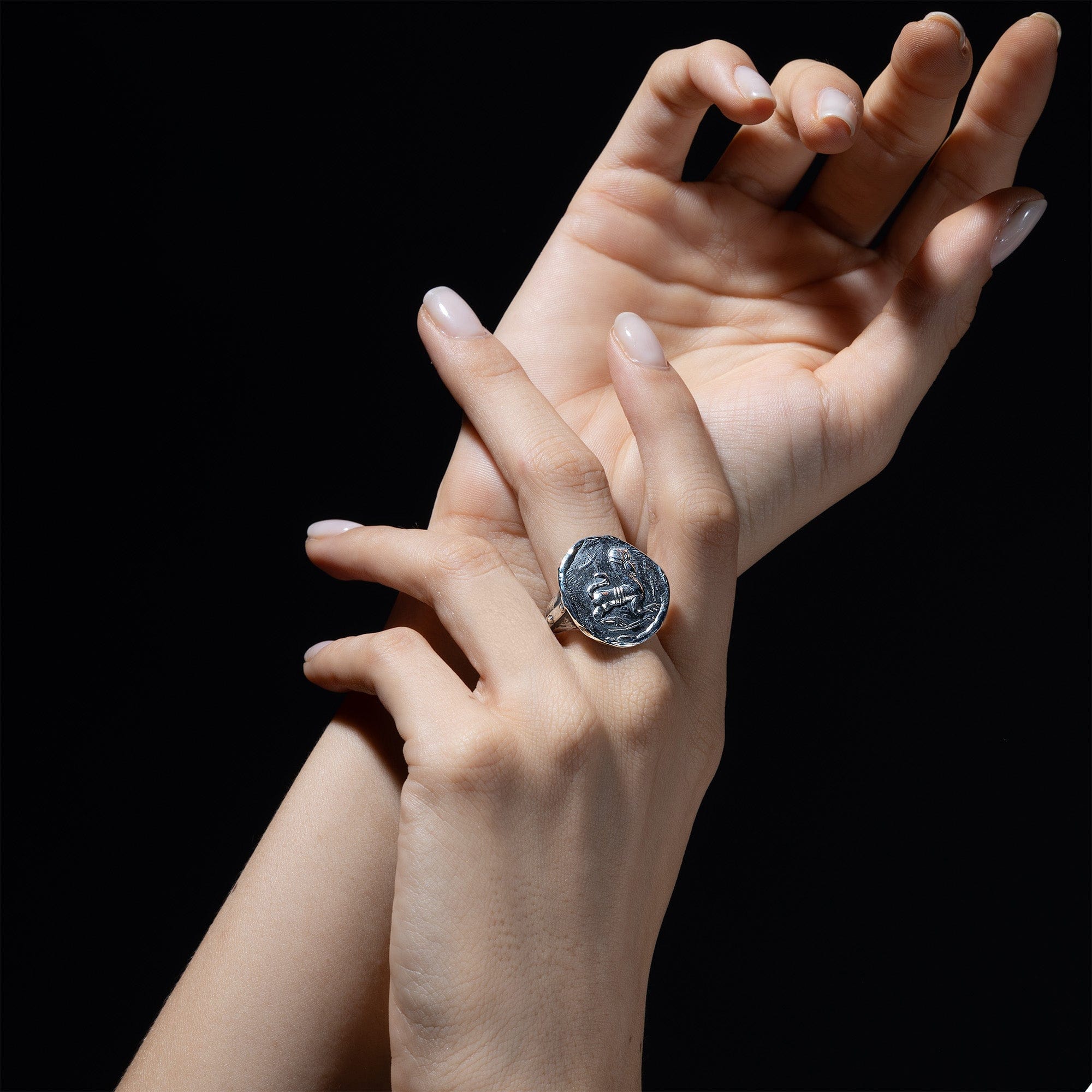 Oxidized 925 Silver Ring with Ancient Lion Warrior Seal